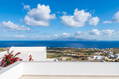 Traditional House for Sale in Finikia Santorini 4