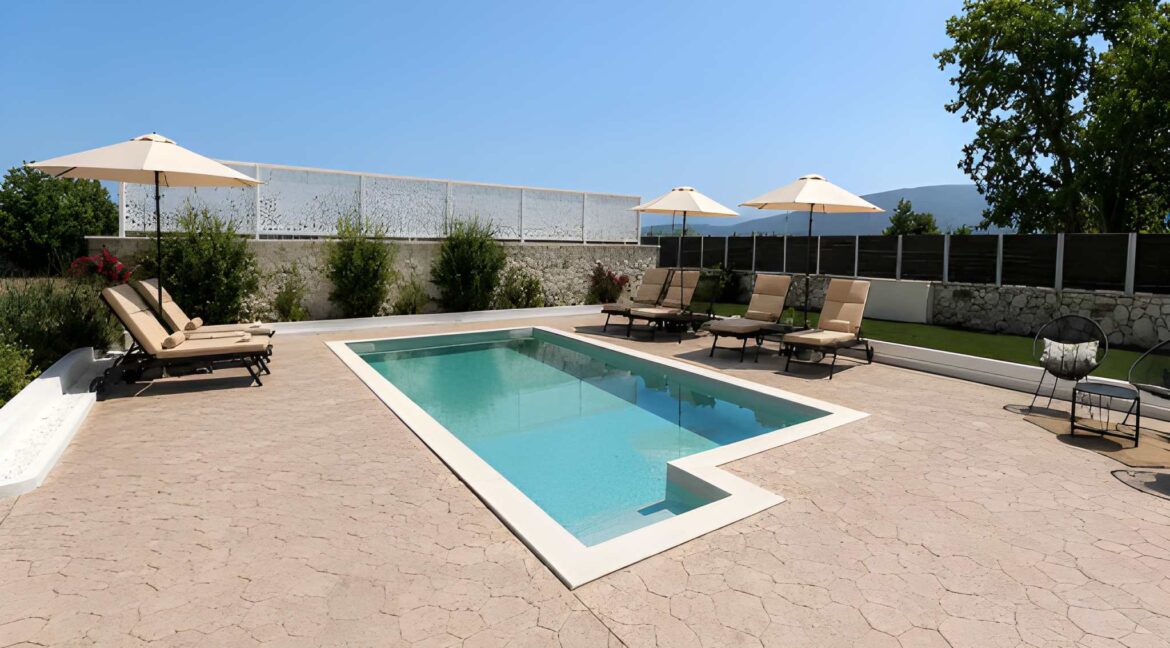 Villa for Sale on the Island of Zakynthos 12