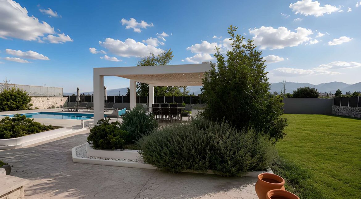 Villa for Sale on the Island of Zakynthos 27