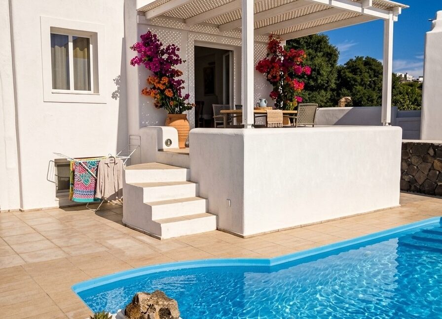 Caldera House for Sale in Santorini Oia 4