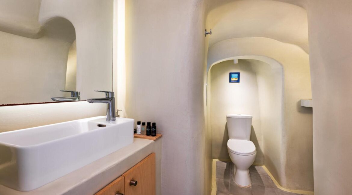 House for sale Santorini Akrotiri 11