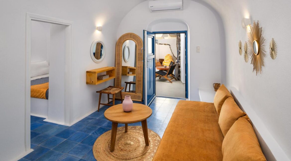 House for sale Santorini Akrotiri 12