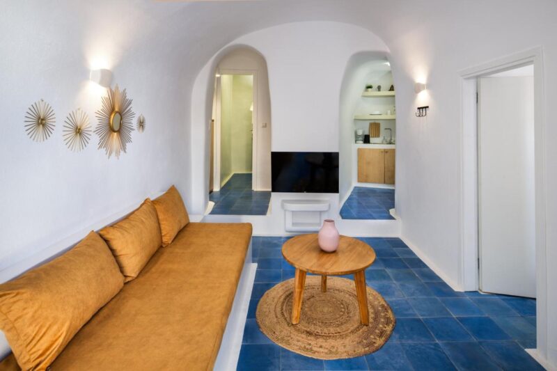 House for sale Santorini Akrotiri