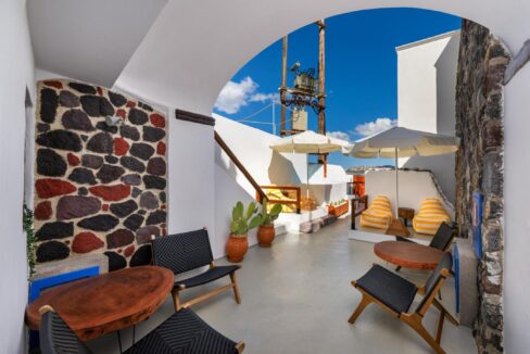 House for sale Santorini Akrotiri 2