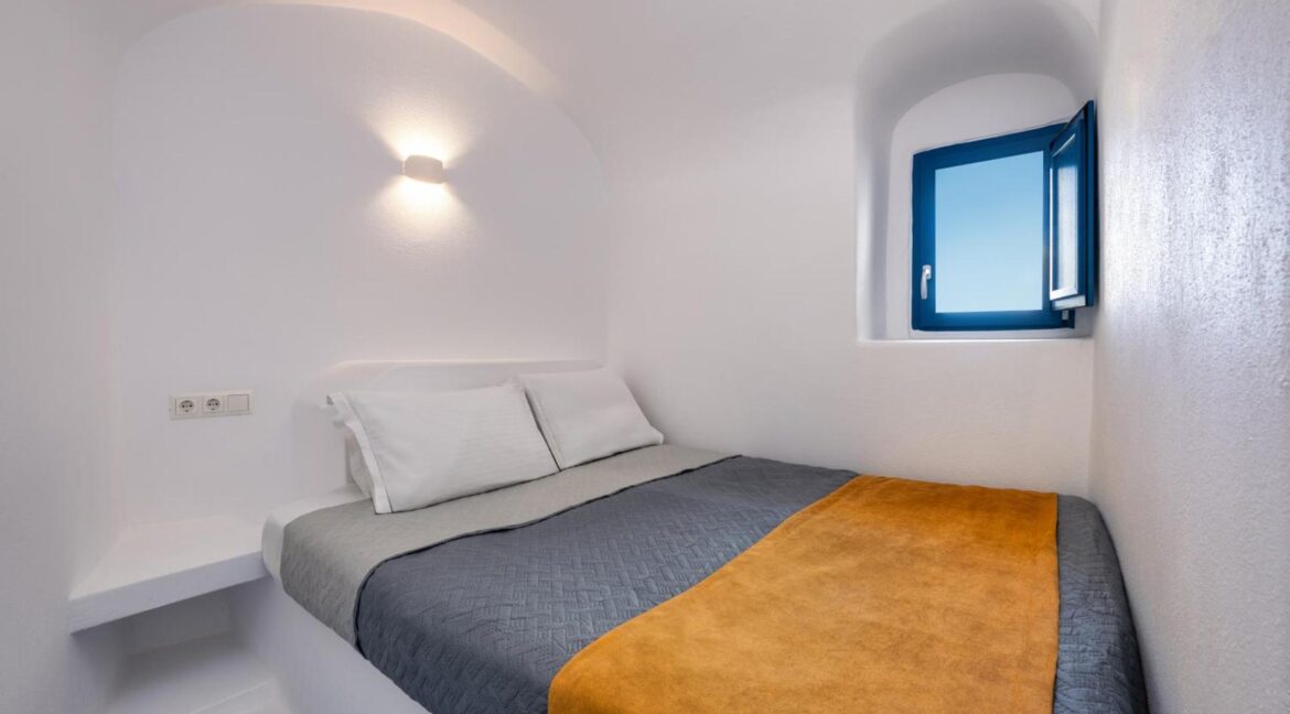House for sale Santorini Akrotiri 4