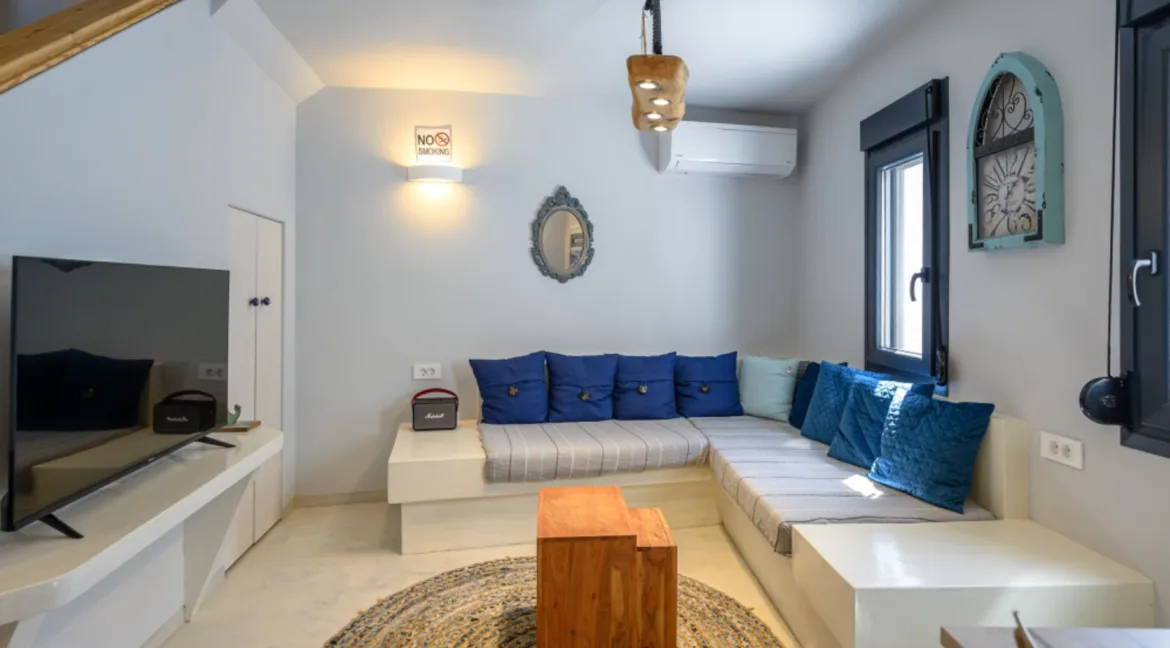 Detached House for sale Santorini, Mesaria
