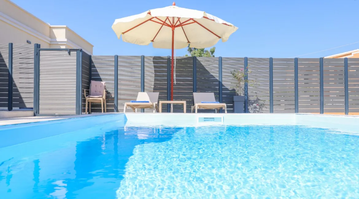Small Villa for sale Corfu