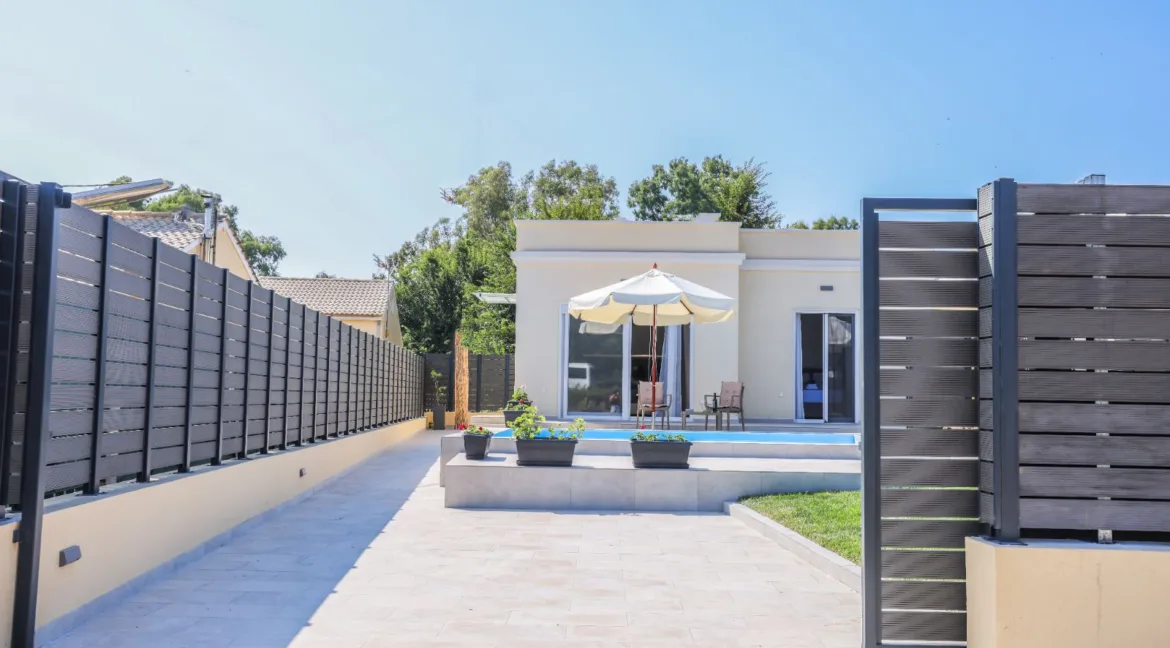 Small Villa for sale Corfu
