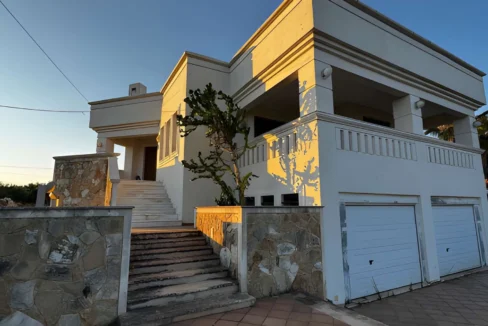 Estate with Pool for sale — Agios Mattheos, Akrotiri 1