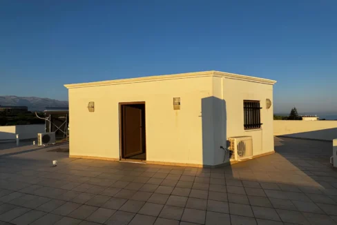 Estate with Pool for sale — Agios Mattheos, Akrotiri 1