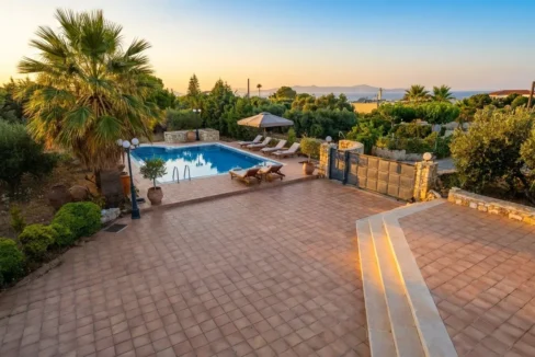 Estate with Pool for sale — Agios Mattheos, Akrotiri