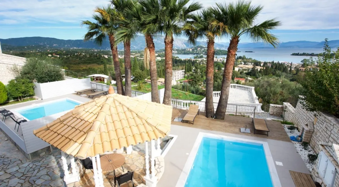For Sale Panoramic Villa in Corfu 14