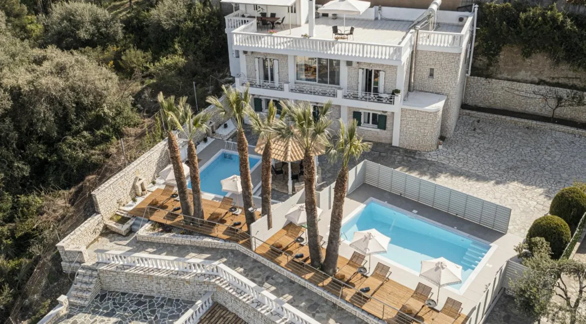 For Sale Panoramic Villa in Corfu 32