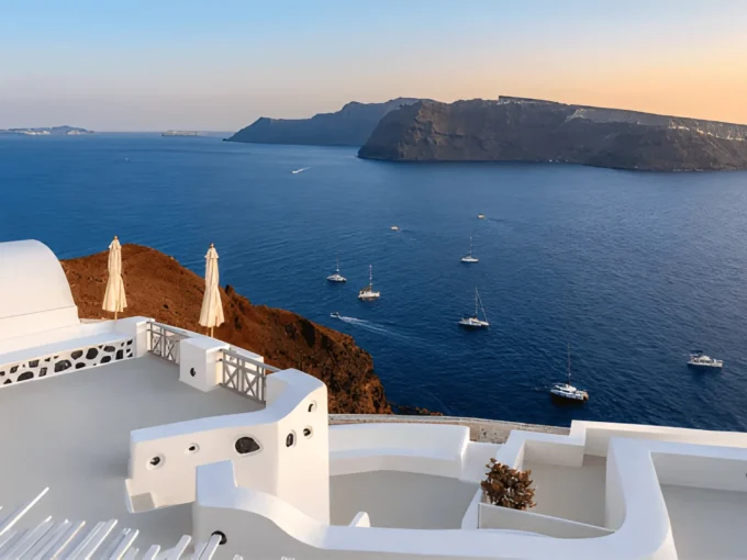 Luxury Villa for Sale in Caldera Oia Santorini
