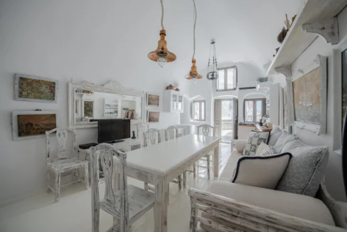 Property for sale Santorini Oia 3