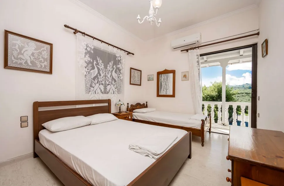 Seaside House for sale in Zakynthos 10