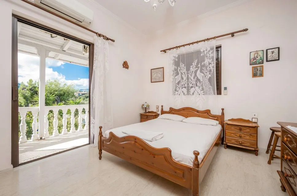 Seaside House for sale in Zakynthos 11