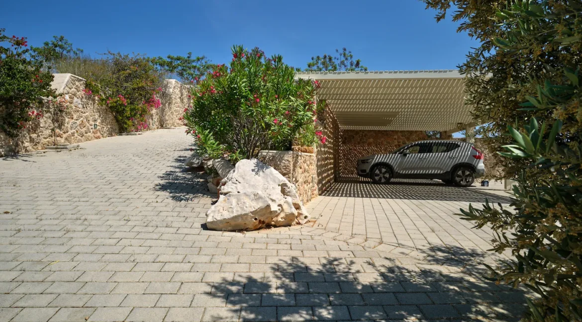 Villas with Sea View for Sale Porto Heli14