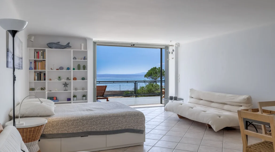 Luxury Beachfront Villa in Athens in East Attica, Schinias