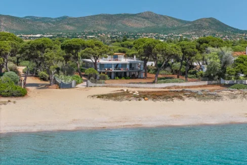 Luxury Beachfront Villa in Athens in East Attica, Schinias