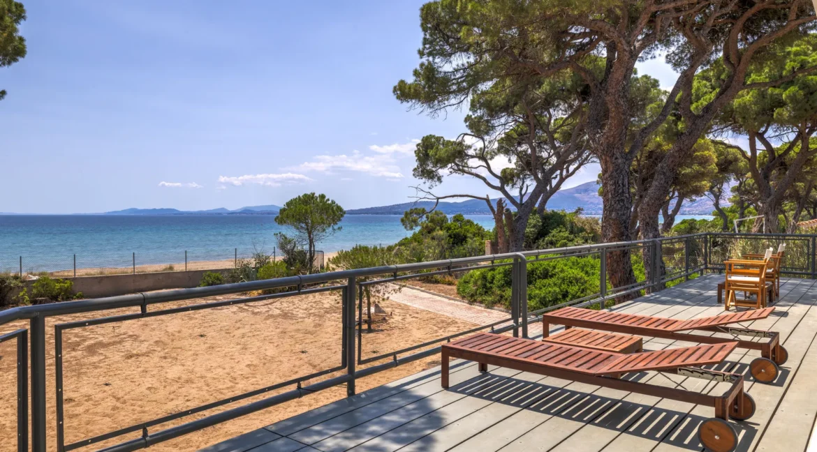 Luxury Beachfront Villa in Athens in East Attica, Schinias
