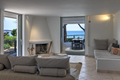 Luxury Beachfront Villa in Athens in East Attica, Schinias