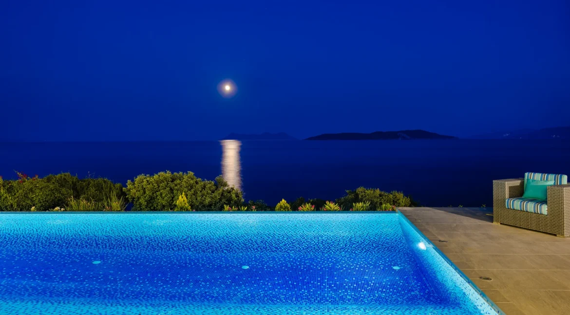 Luxurious Seafront Villa for sale on the Island of Lefkada