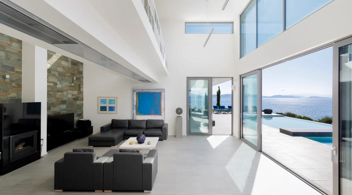 Luxurious Seafront Villa for sale on the Island of Lefkada