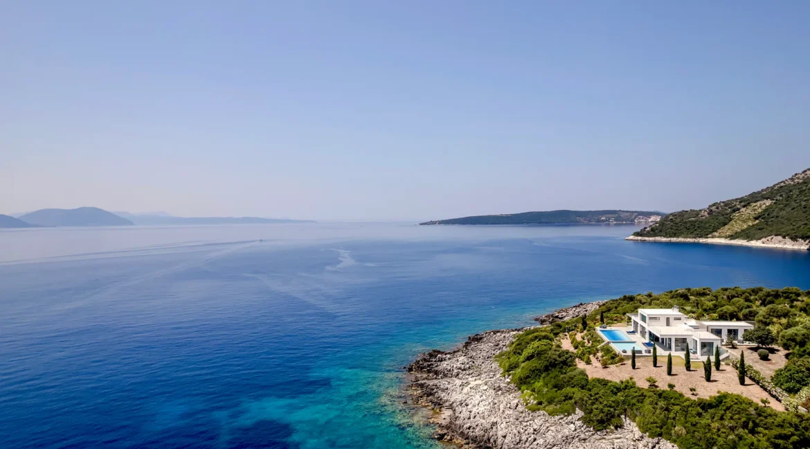 Luxurious Seafront Villa for sale on the Island of Lefkada