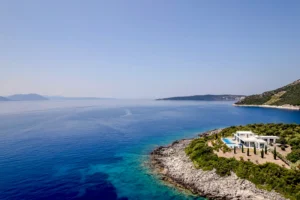 Luxurious Seafront Villa for sale on the Island of Lefkada