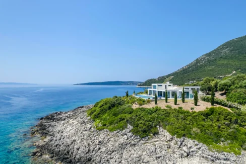 Luxurious Seafront Villa for sale on the Island of Lefkada