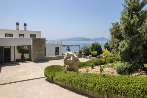 Luxurious Seafront Villa for sale on the Island of Lefkada