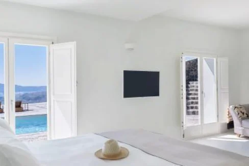 serene-santorini-villa-with-breathtaking_04