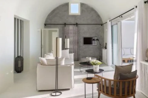 serene-santorini-villa-with-breathtaking_23