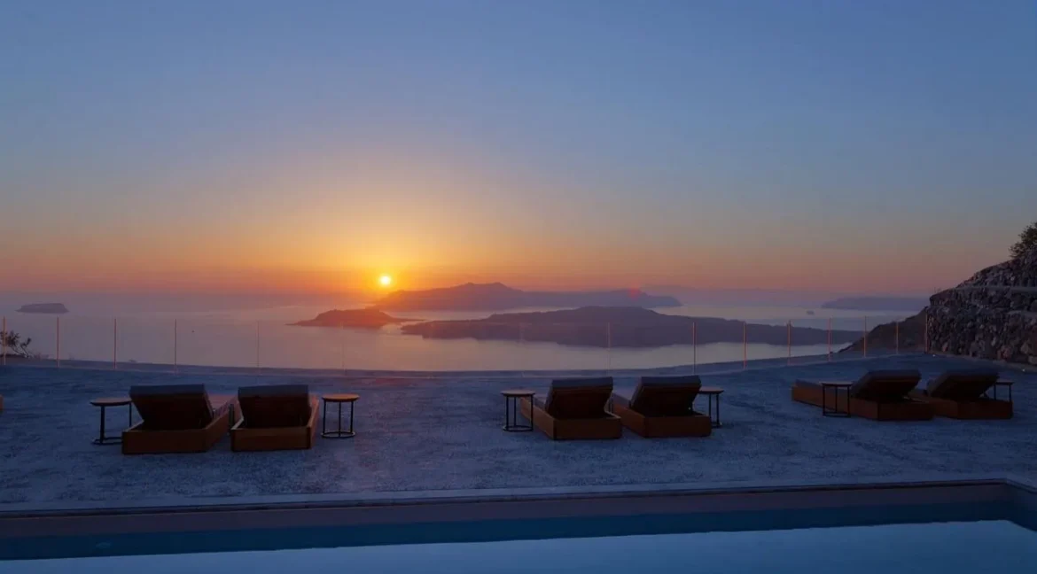 serene-santorini-villa-with-breathtaking_27