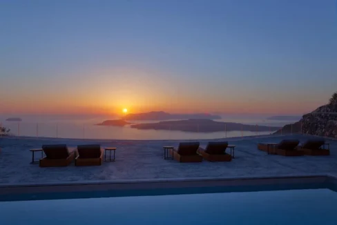 serene-santorini-villa-with-breathtaking_27