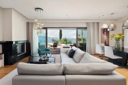 villa-300-sq-m-for-sale_02