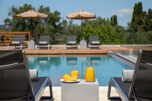 villa-300-sq-m-for-sale_10