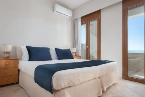 Villa by the sea in Aegina for sale