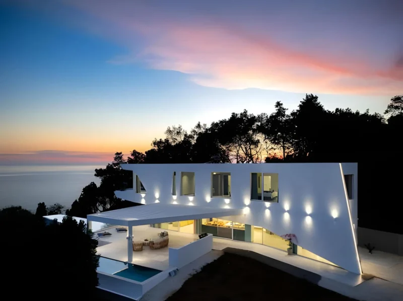 Beachfront Villa in Corfu for sale