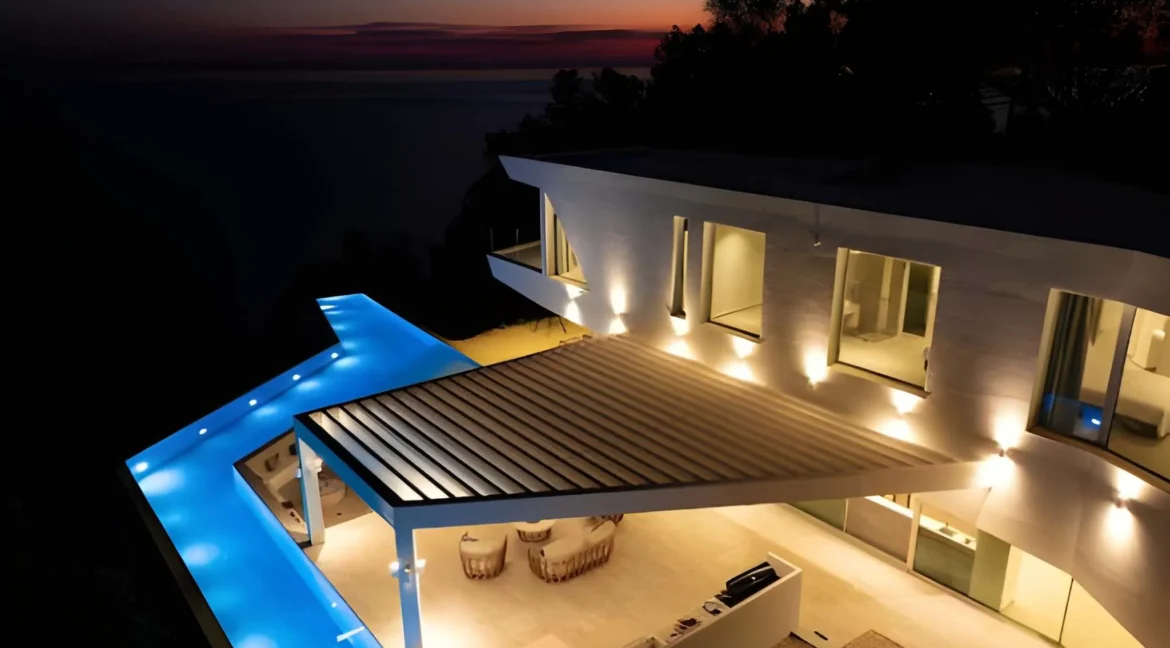 Beachfront Villa in Corfu for sale 10