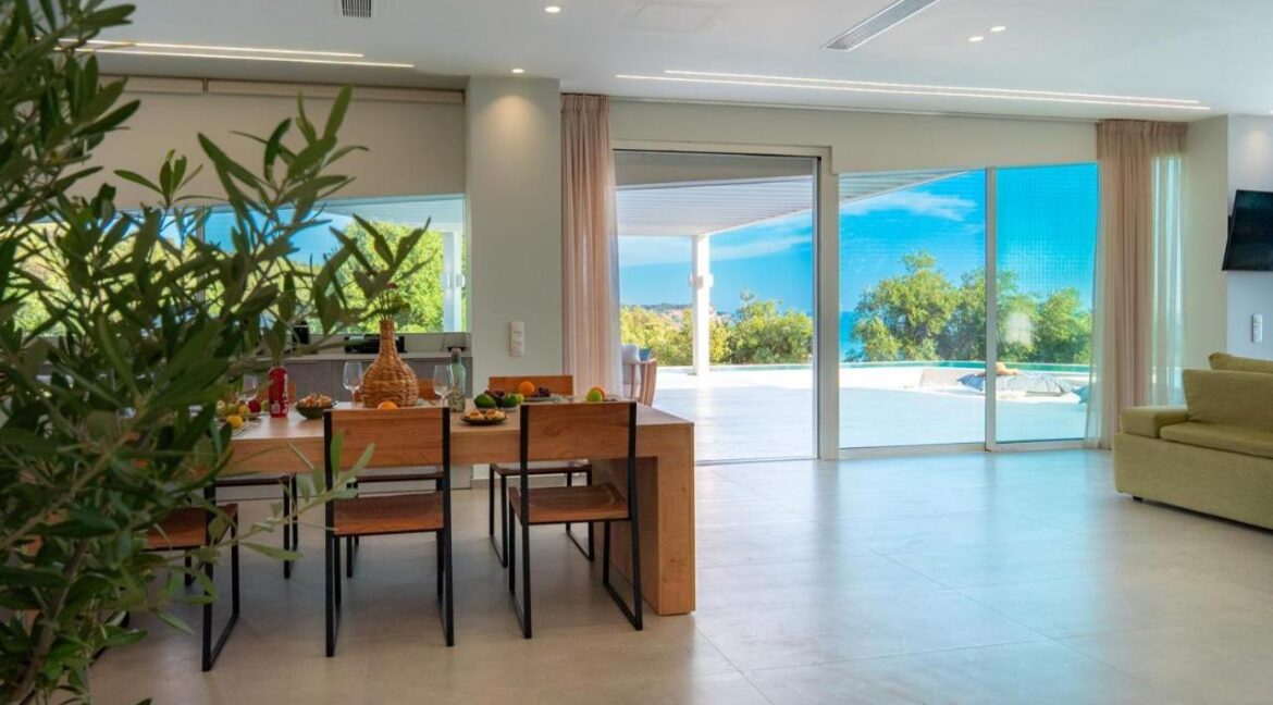 Beachfront Villa in Corfu for sale 15
