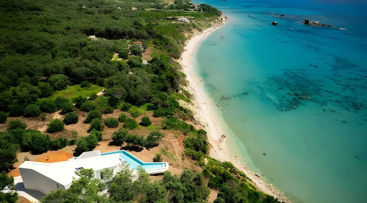 Beachfront Villa in Corfu for sale 2