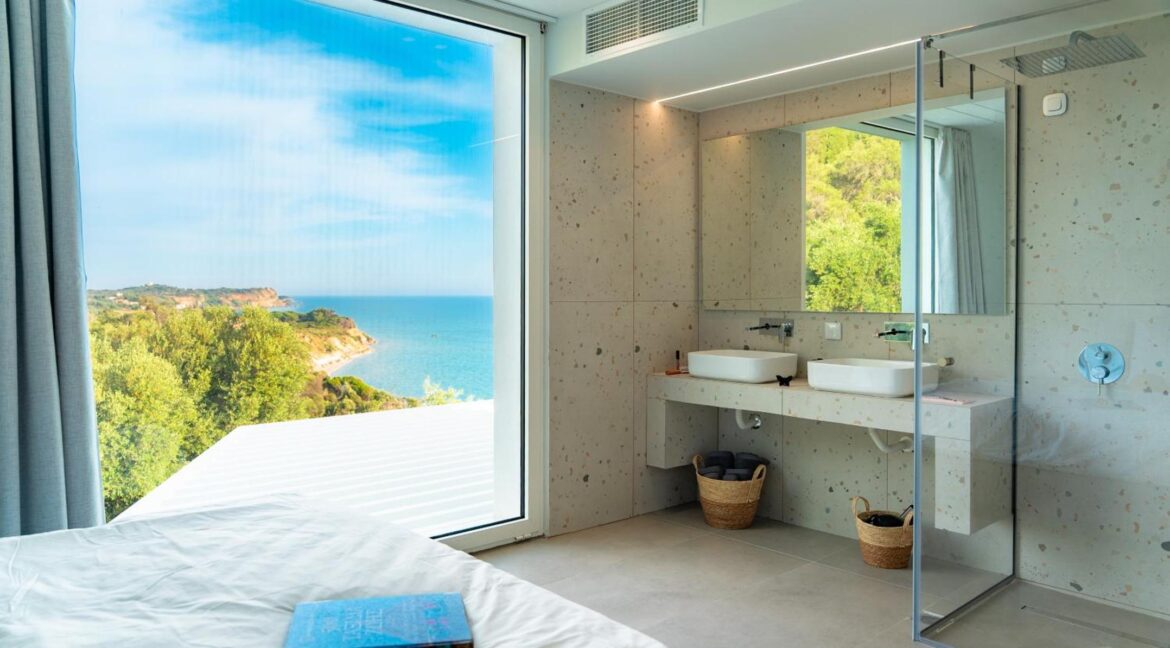 Beachfront Villa in Corfu for sale 3