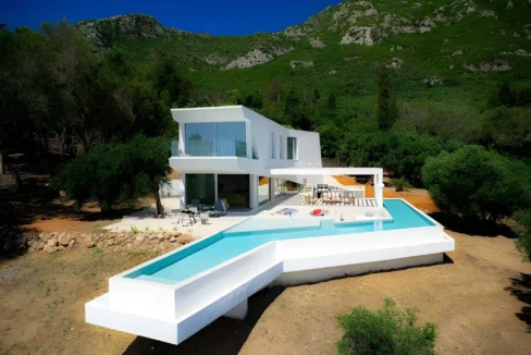 Beachfront Villa in Corfu for sale 4