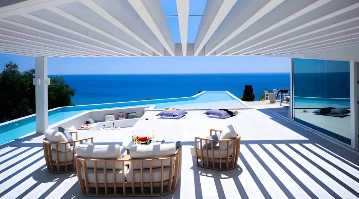 Beachfront Villa in Corfu for sale 5
