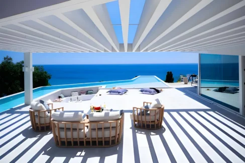 Beachfront Villa in Corfu for sale 5