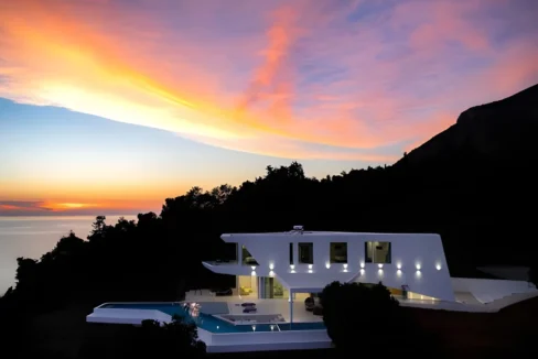 Beachfront Villa in Corfu for sale 6