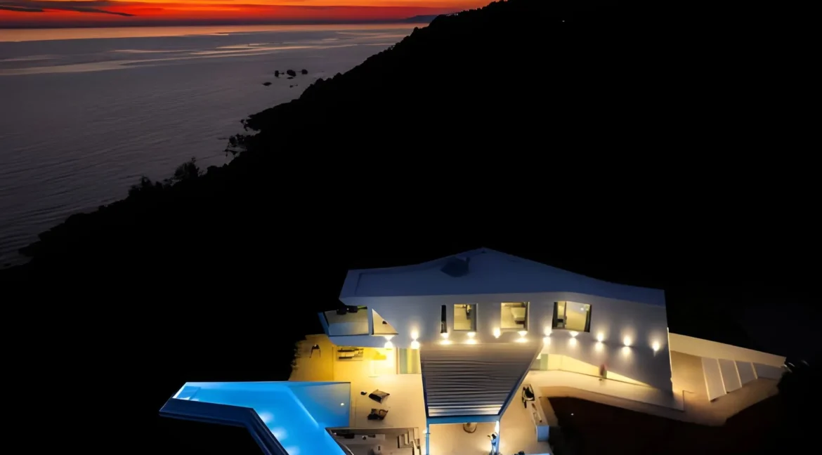 Beachfront Villa in Corfu for sale 7