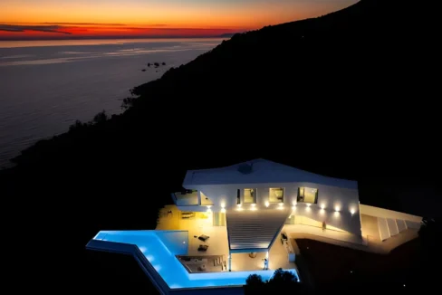 Beachfront Villa in Corfu for sale 7